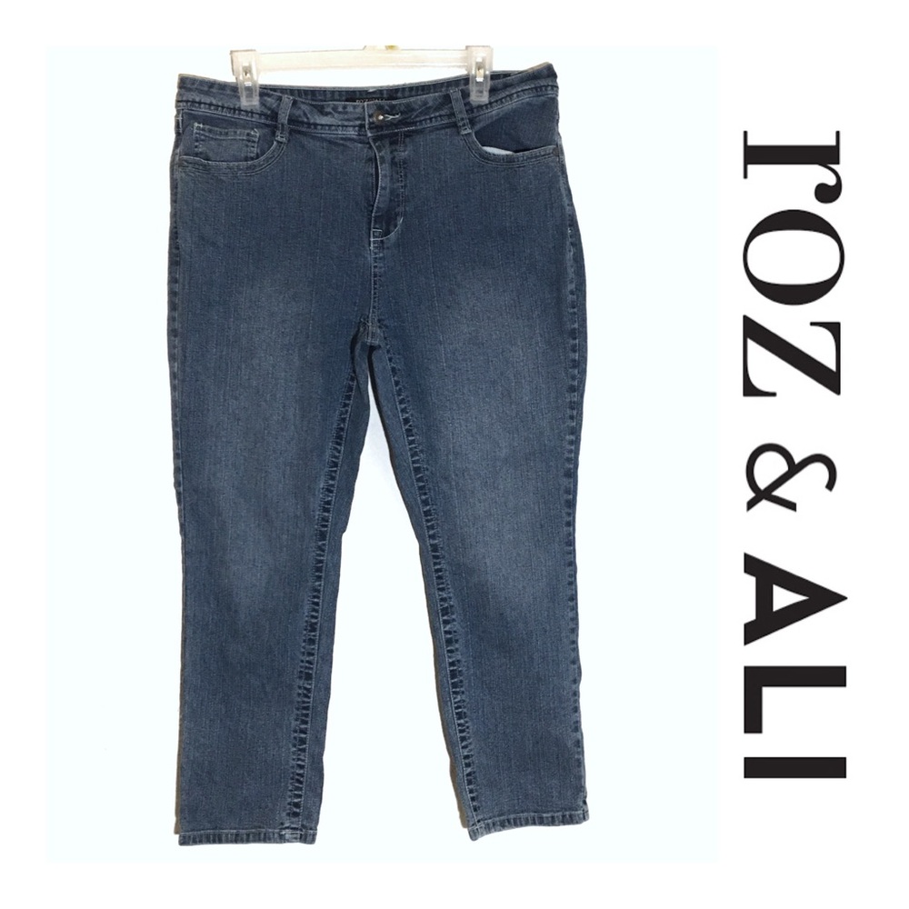 Roz & Ali Embellished Cropped Jeans